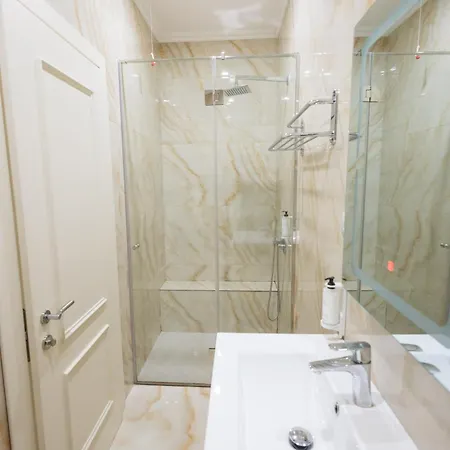 호텔 Ufo Boutique 티라나